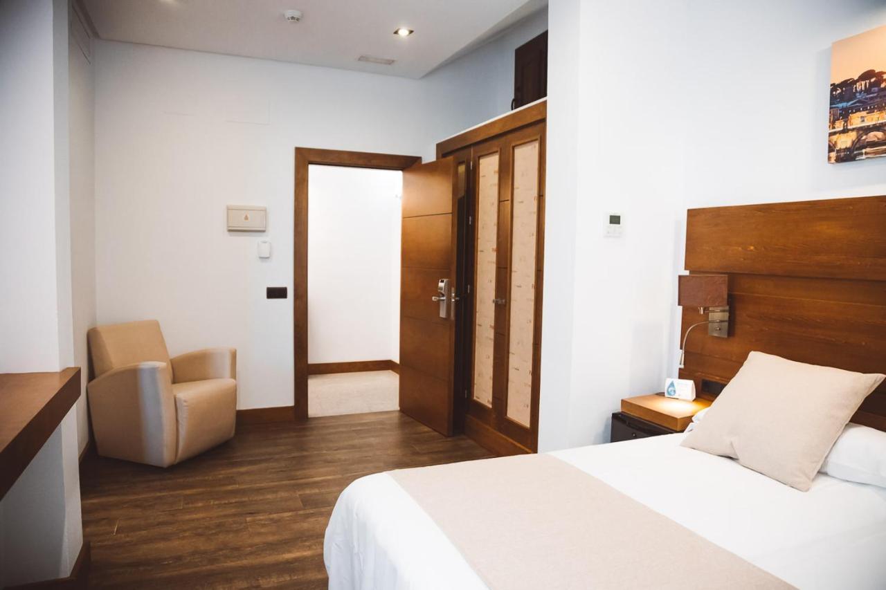 Ferreira Hostal Boutique Коніль-де-ла-Фронтера Екстер'єр фото